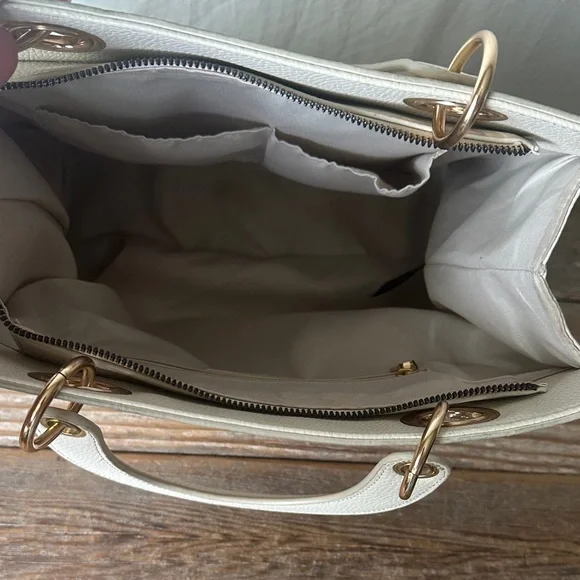 Badgley Mischka Cream Tote with Gold Details - Picture 3 of 9